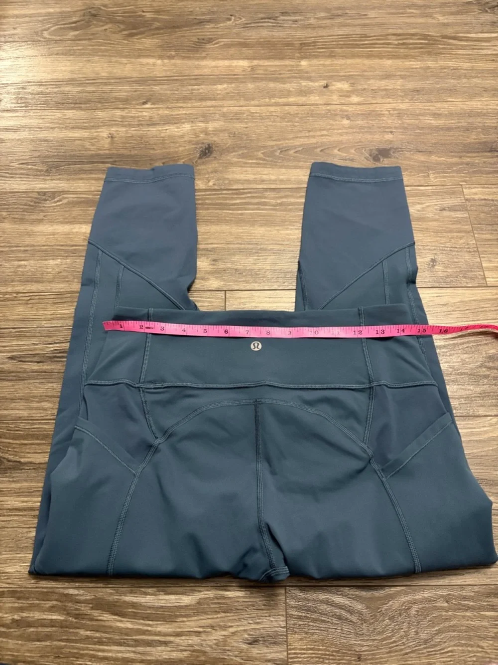 NWOT Lululemon All The Right Places High-Rise Crop *23